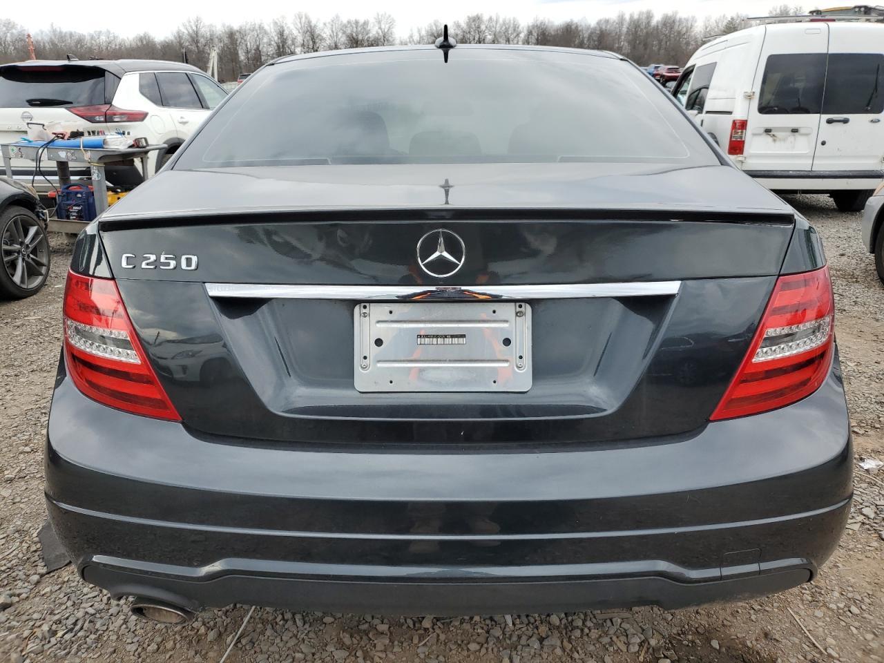 2012 Mercedes-Benz C 250 - Фото 6