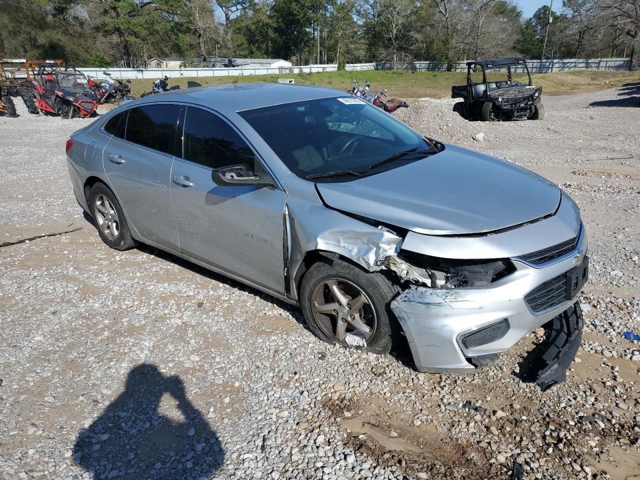 2017 Chevrolet Malibu Ls - Фото 4