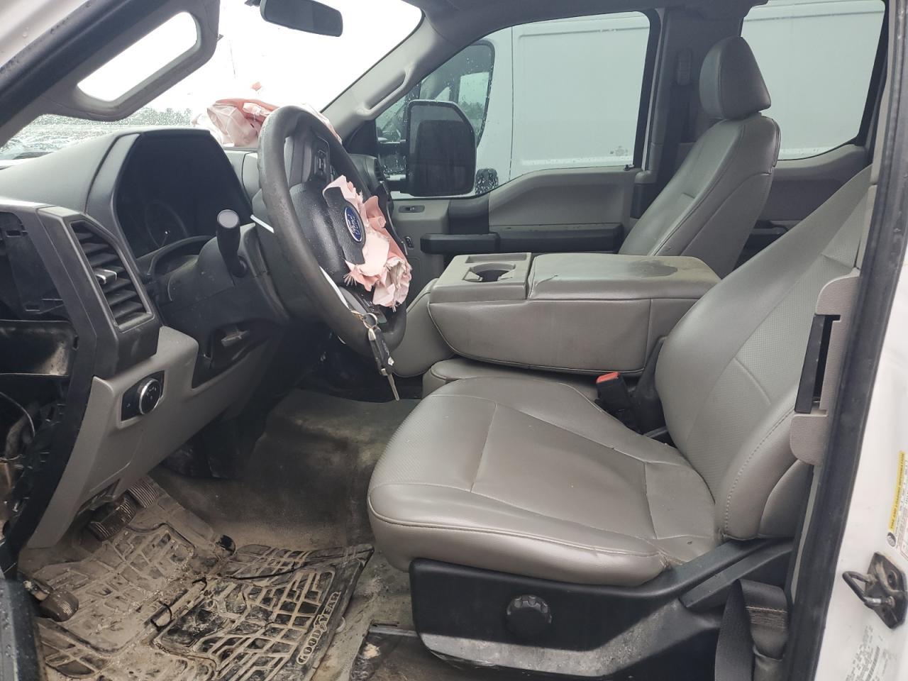 2021 Ford F250 Super Duty - Фото 7