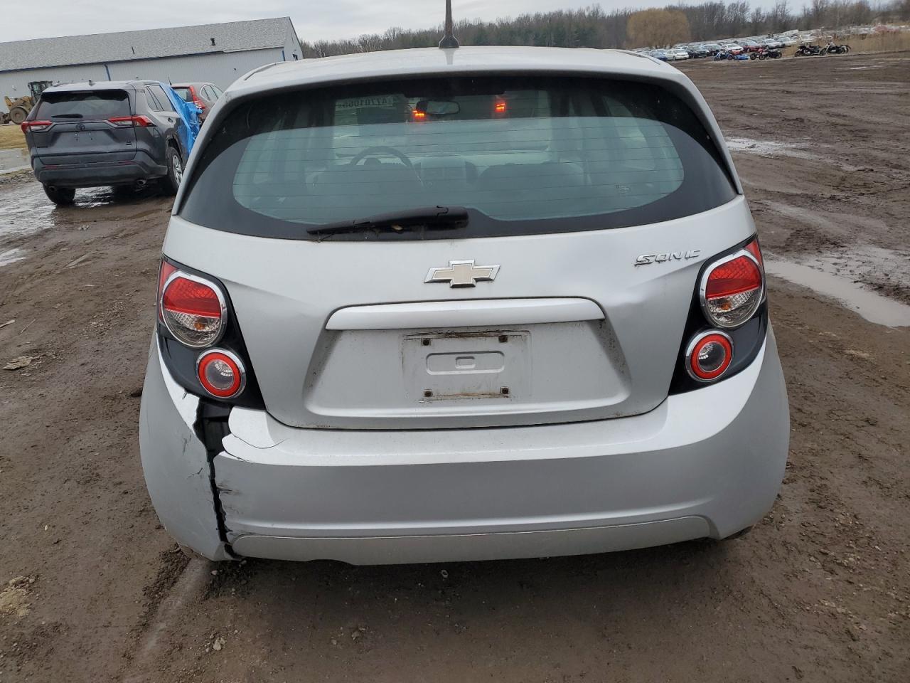 2013 Chevrolet Sonic Ls - Image 6