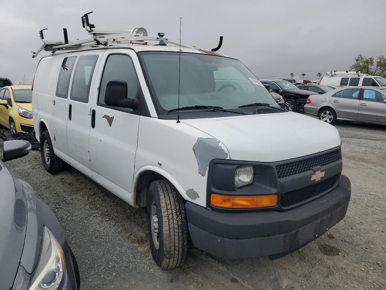 2012 Chevrolet Express G2500 - Image 4