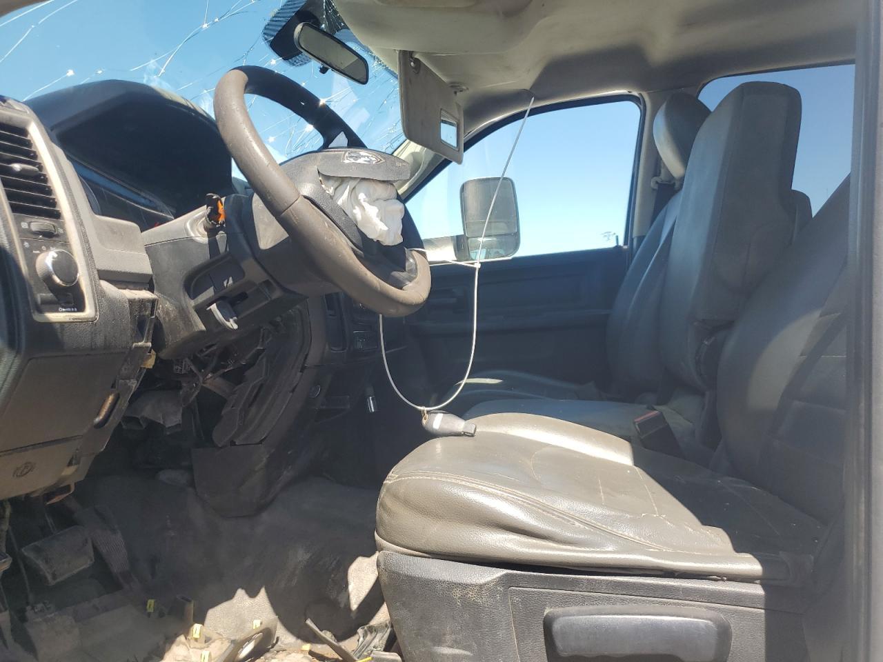 2015 Ram 5500 - Image 7