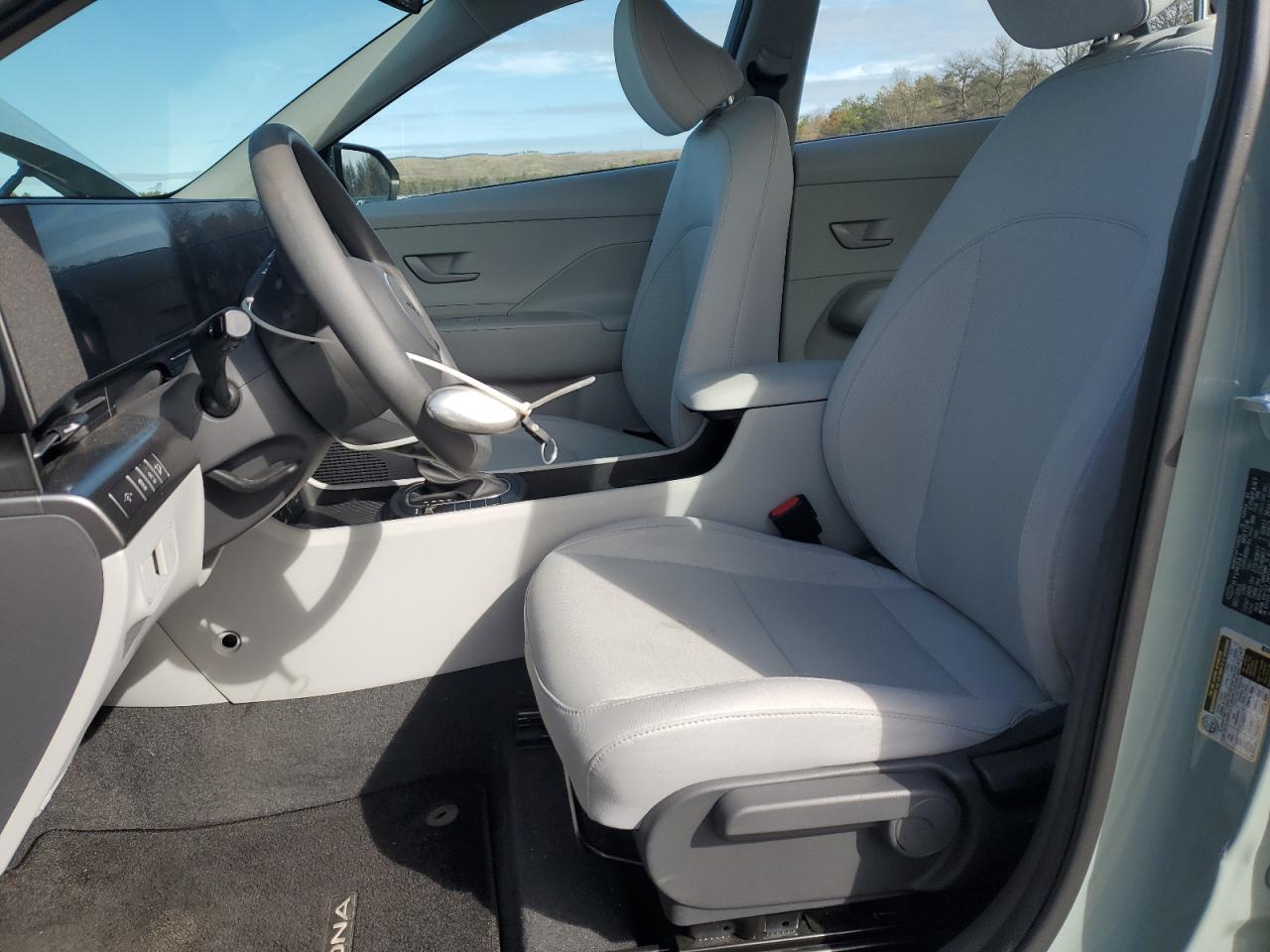 2024 Hyundai Kona Se - Image 7