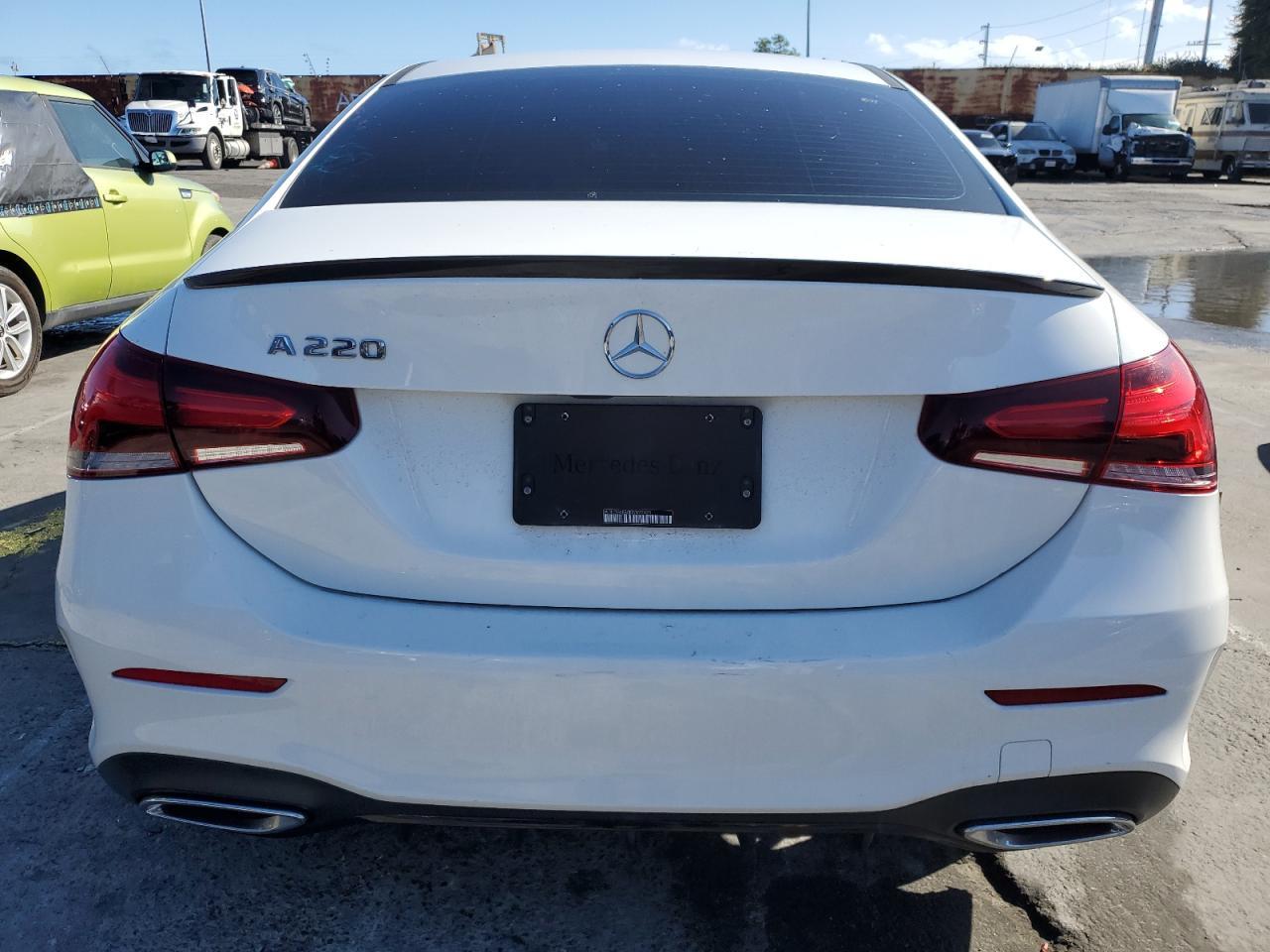 2019 Mercedes-Benz A 220 - Фото 6