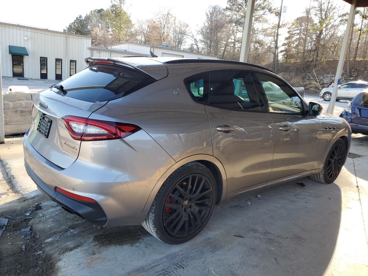2019 Maserati Levante S Sport - Фото 3