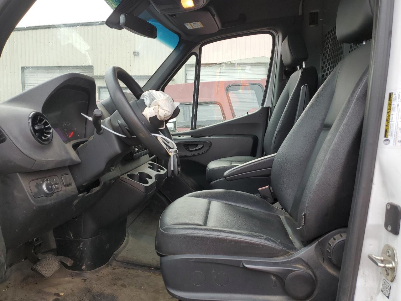 2020 Mercedes-Benz Sprinter 2500 - Image 7