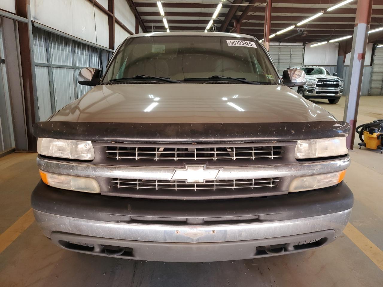 2002 Chevrolet Silverado K1500 - Image 5