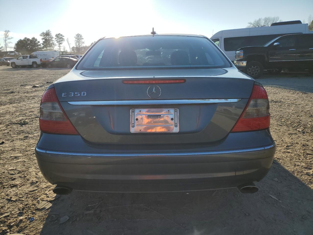 2009 Mercedes-Benz E-Class - Image 6