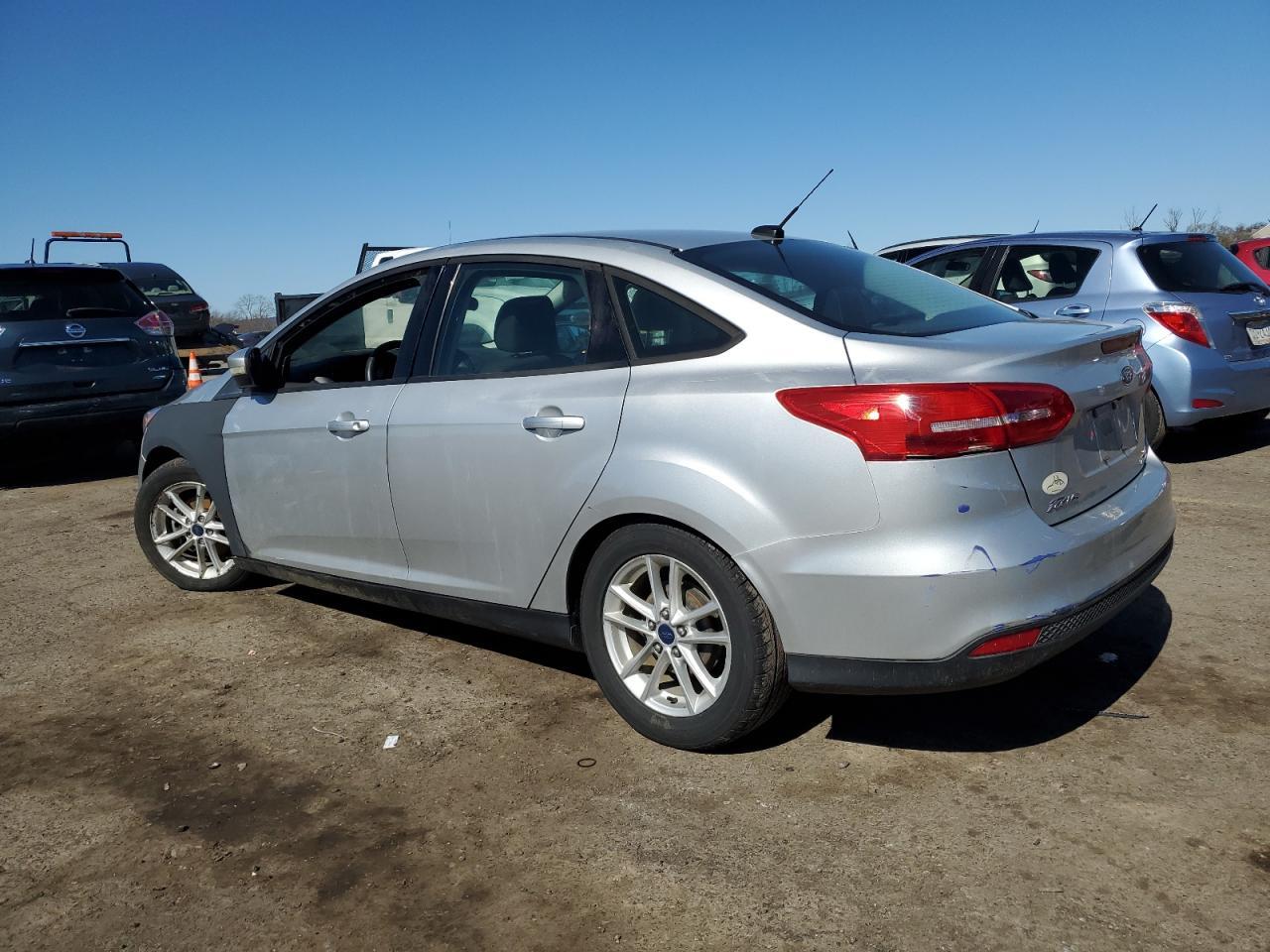 2015 Ford Focus Se - Фото 2