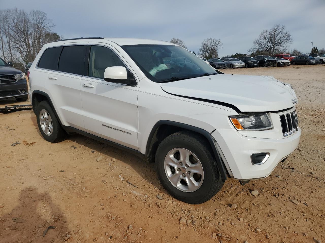 2015 Jeep Grand Cherokee Laredo - Image 4