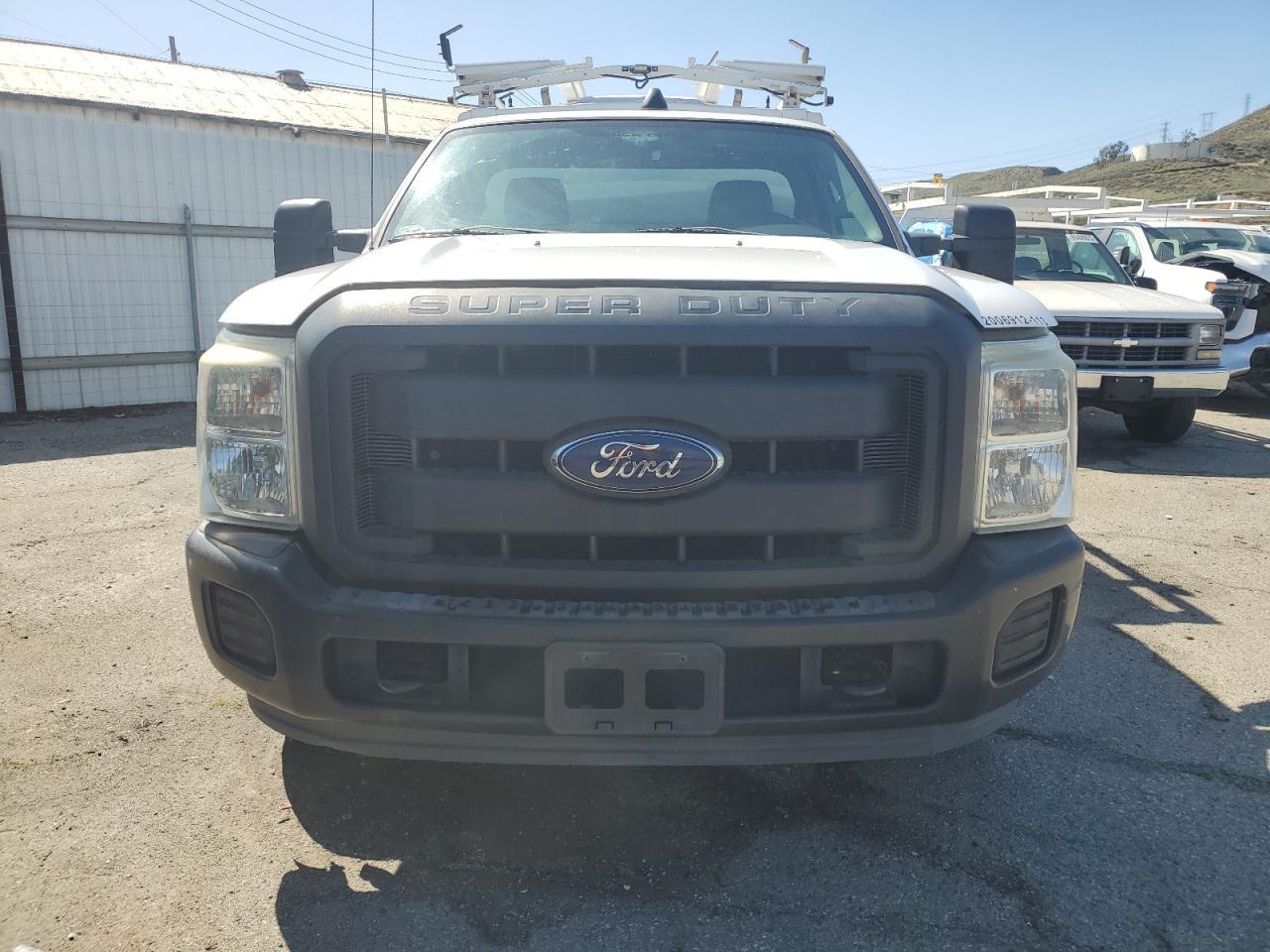2013 Ford F350 Super Duty - Image 5