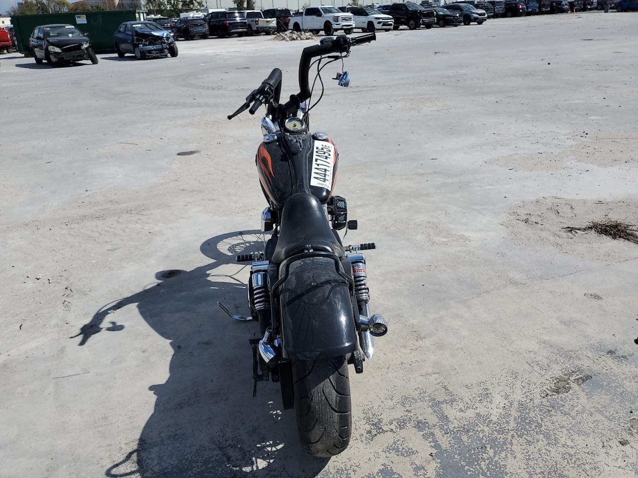 2011 Harley-Davidson Fxdwg - Фото 4