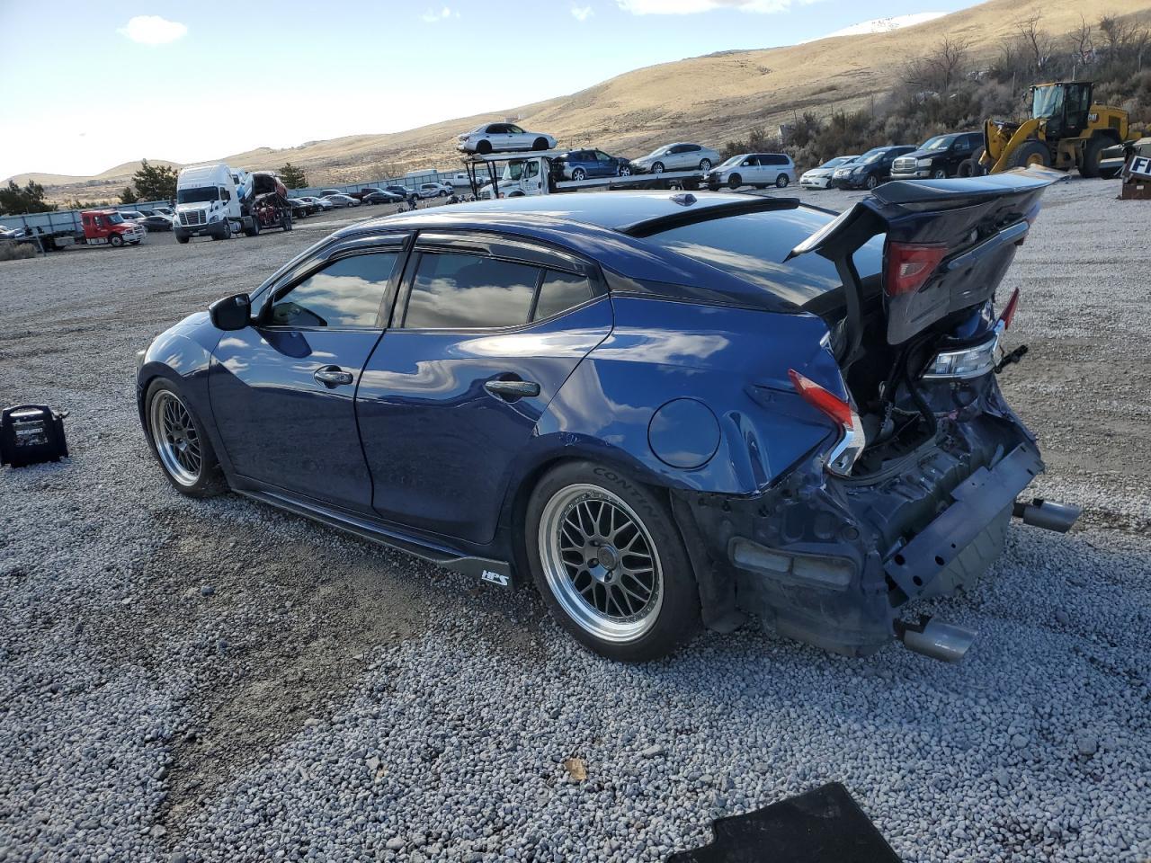 2017 Nissan Maxima 3.5S - Image 2