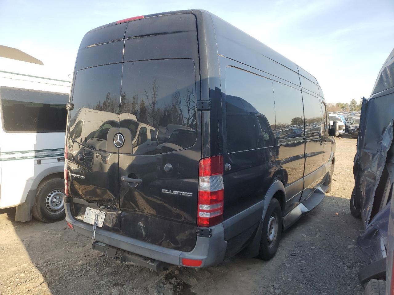 2014 Mercedes-Benz Sprinter 2500 - Image 3