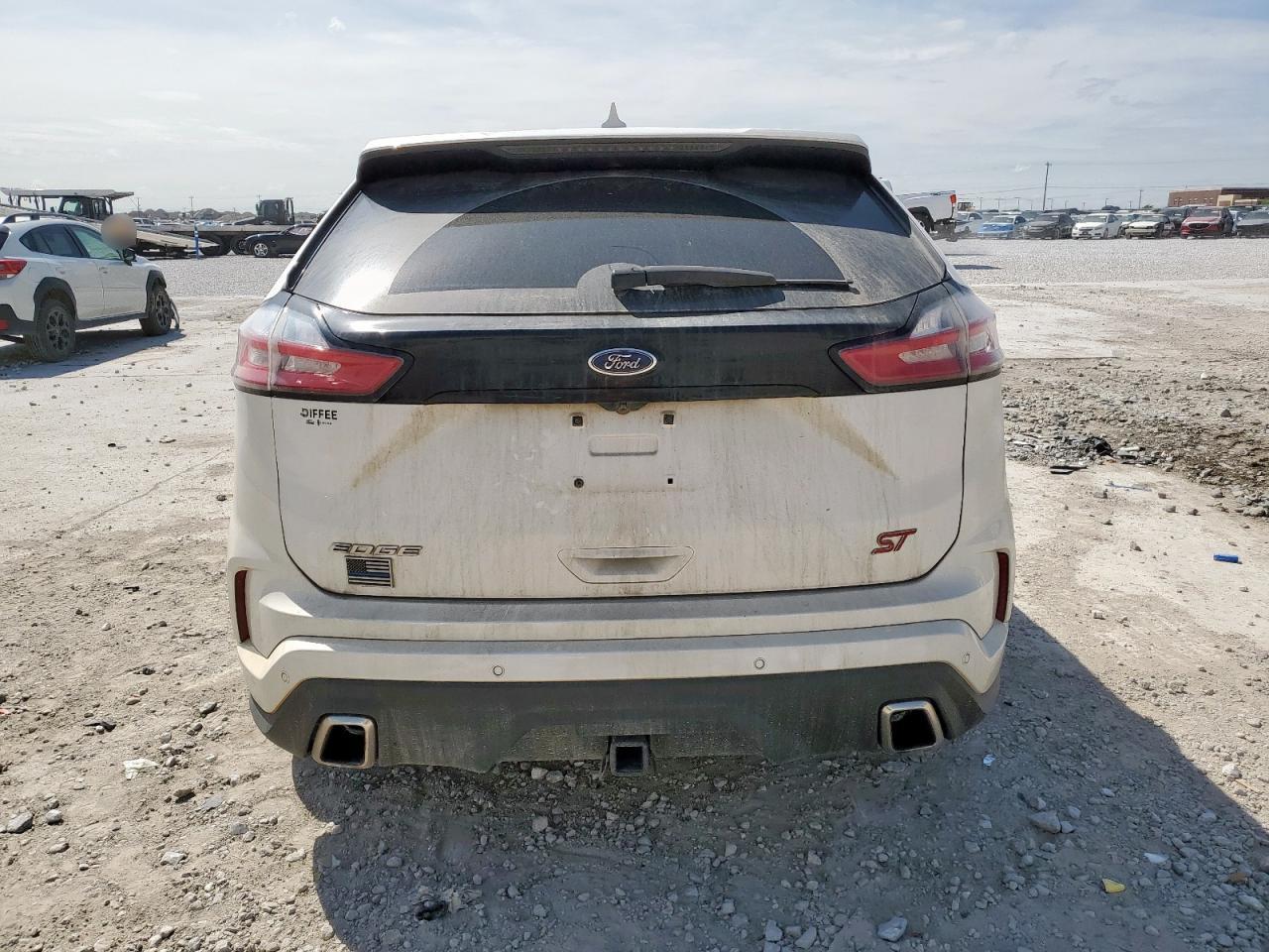 2019 Ford Edge St - Image 6