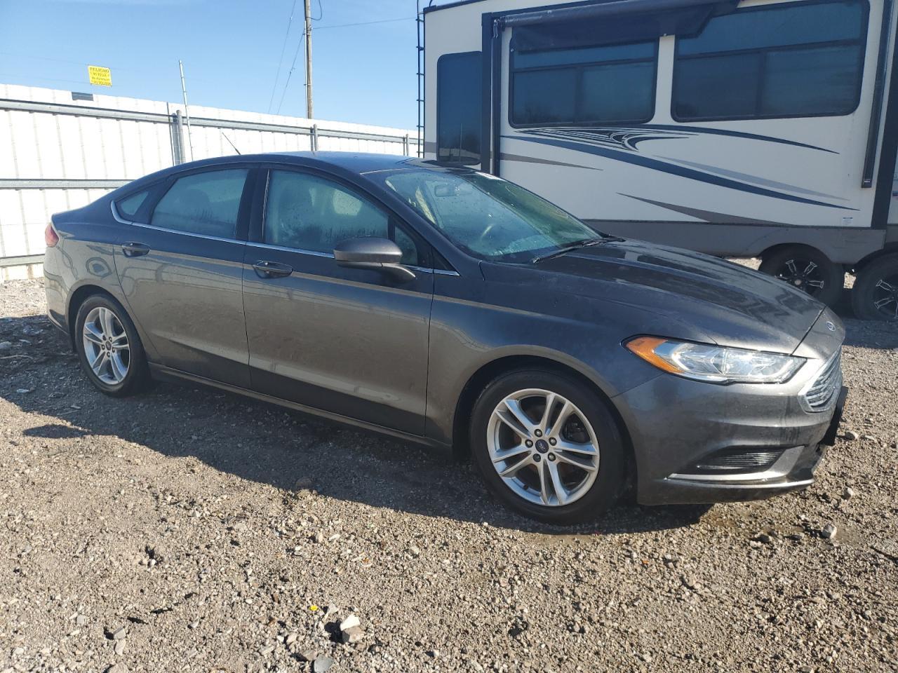 2018 Ford Fusion Se - Фото 4