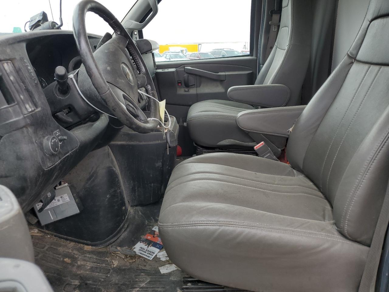 2022 Chevrolet Express G3500 - Image 7