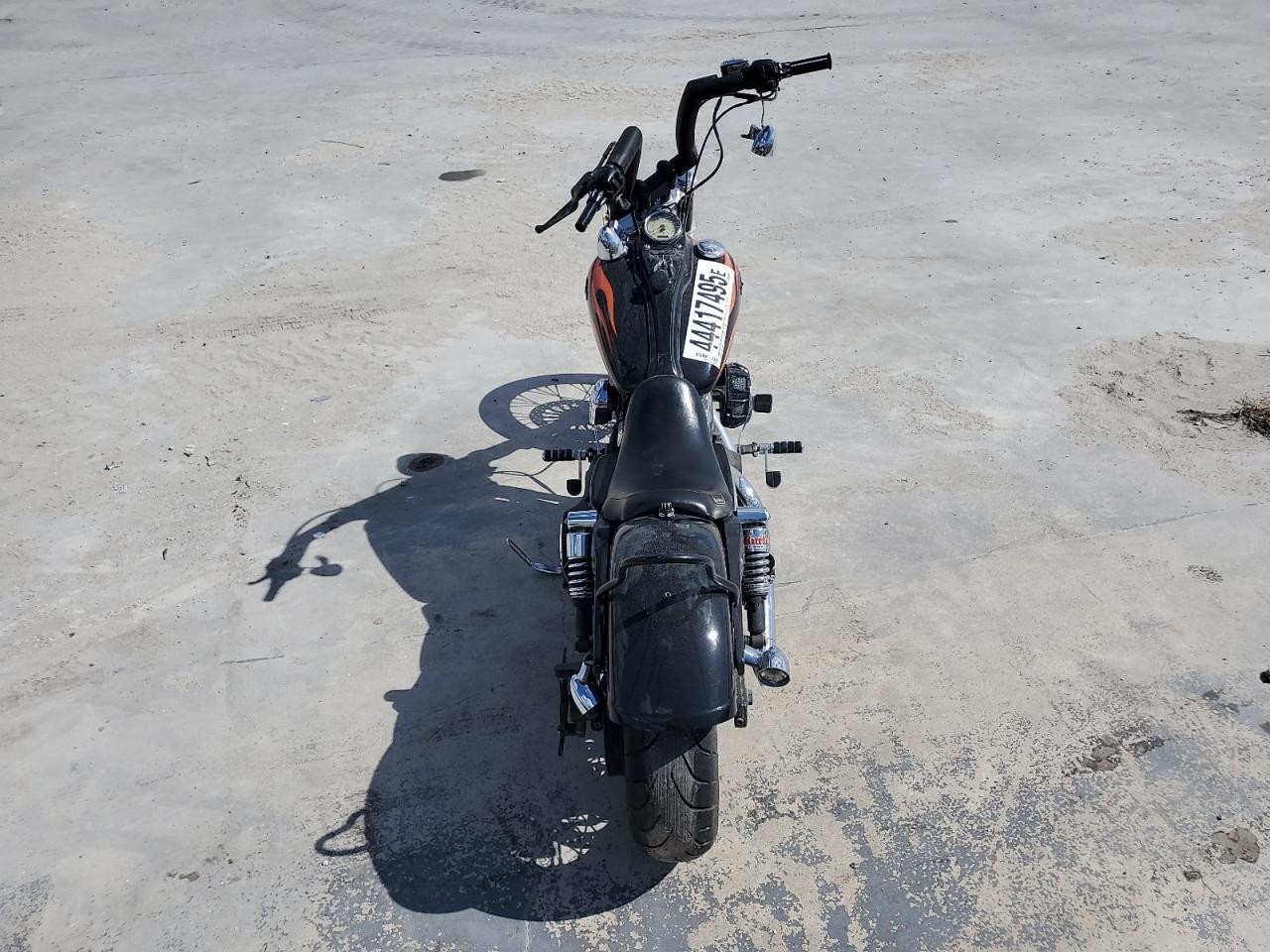 2011 Harley-Davidson Fxdwg - Фото 6