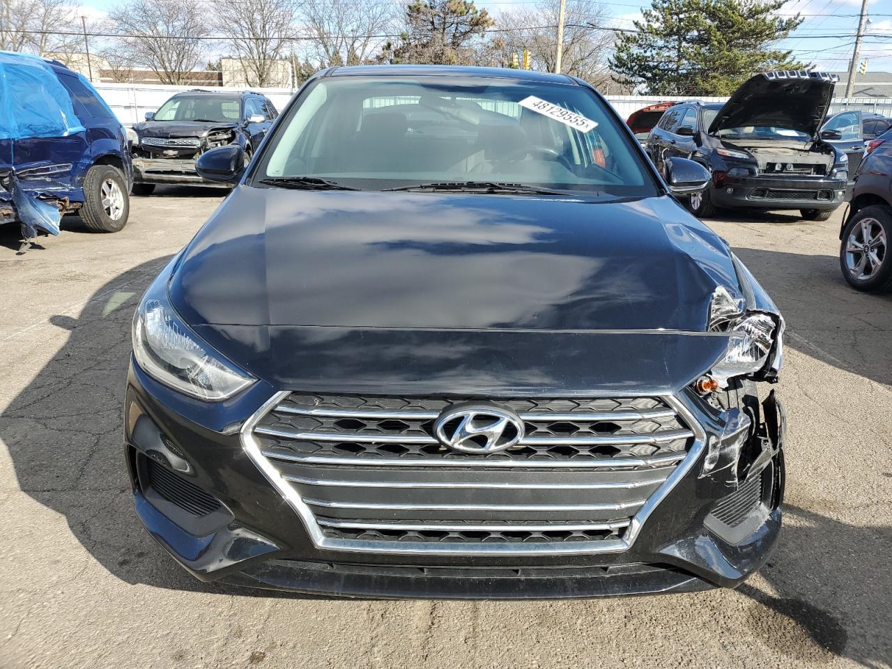 2021 Hyundai Accent Se - Фото 5