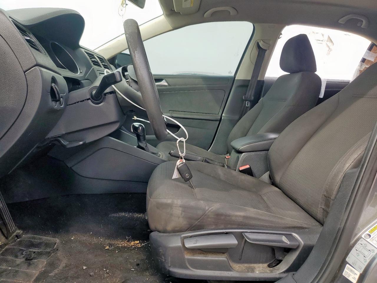 2016 Volkswagen Jetta S - Image 7