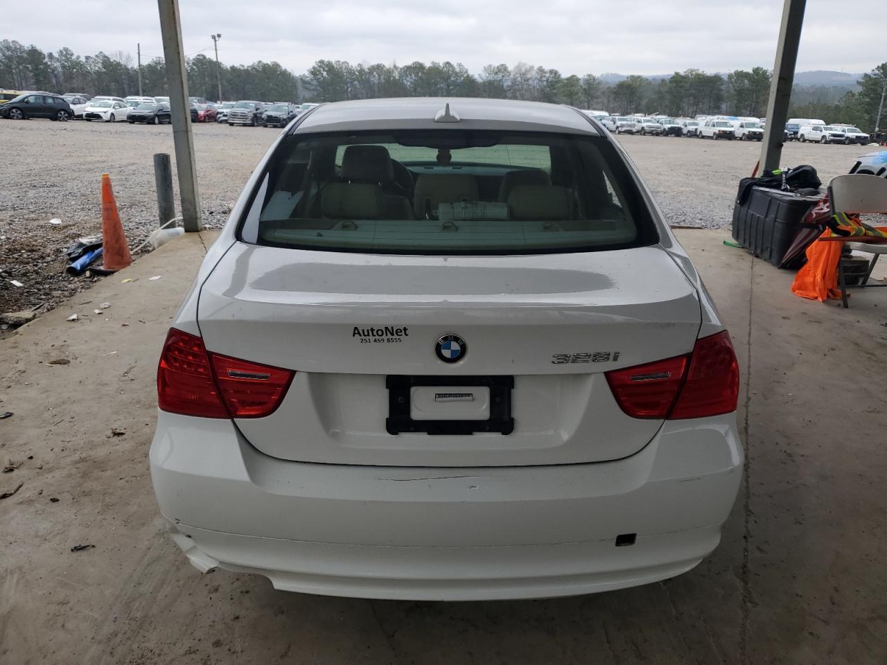 2011 BMW 328 I - Image 6