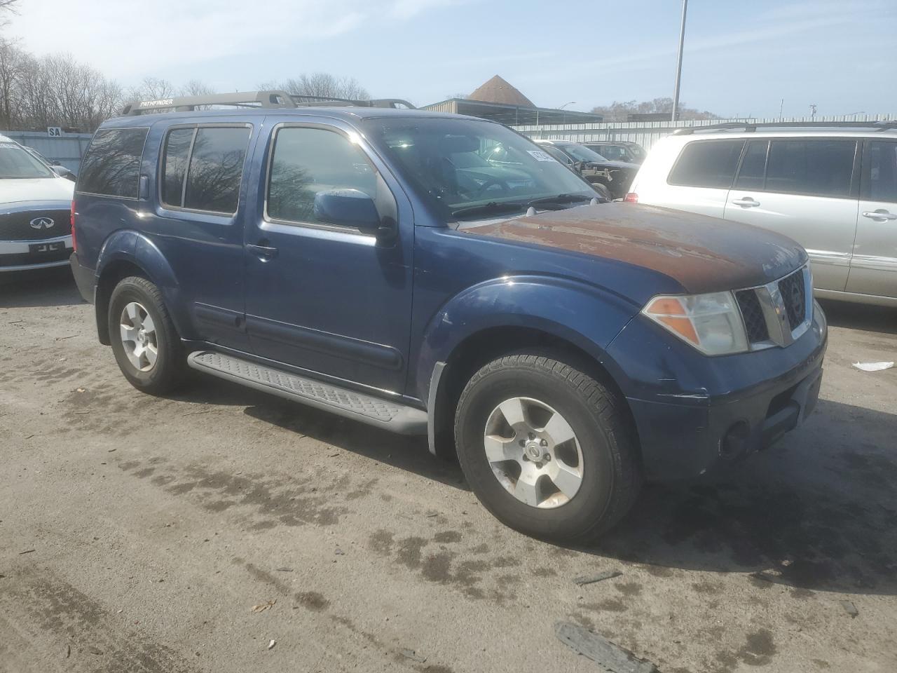 2006 Nissan Pathfinder Le - Image 4