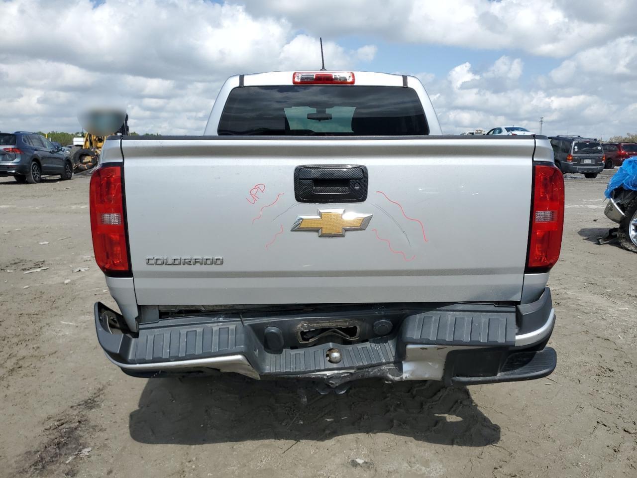 2018 Chevrolet Colorado - Image 6