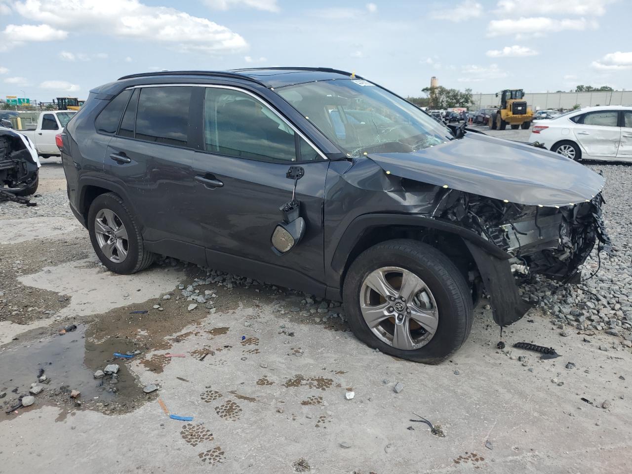 2022 Toyota Rav4 Xle - Фото 4
