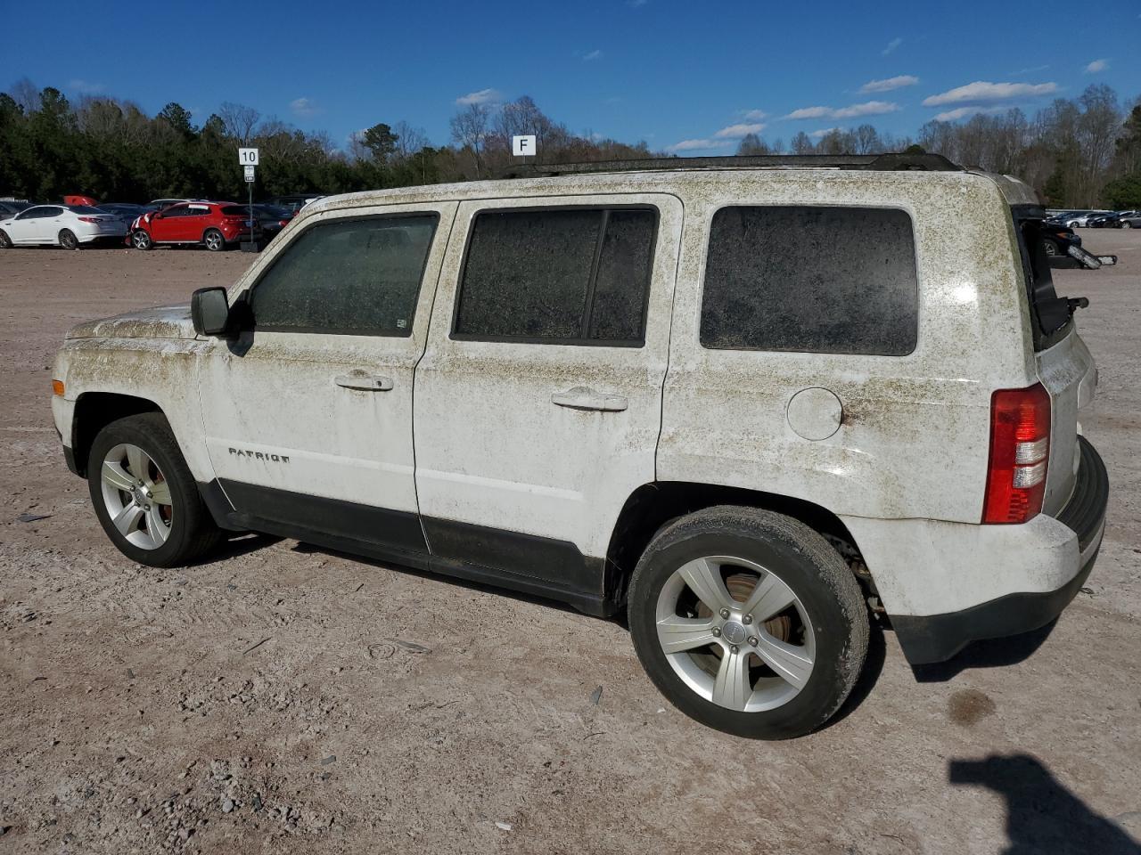 2016 Jeep Patriot Latitude - Фото 2