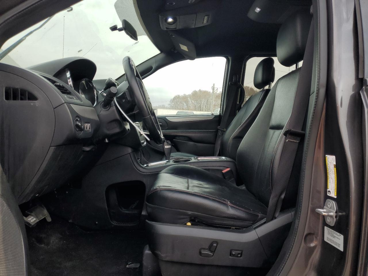 2015 Dodge Grand Caravan R/T - Image 7