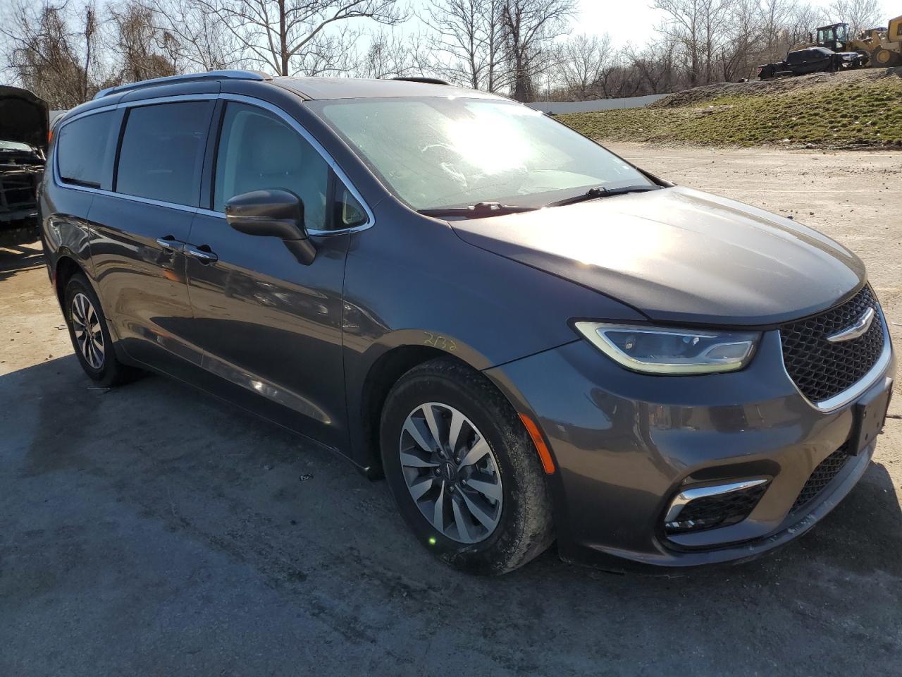 2021 Chrysler Pacifica Touring L - Фото 4