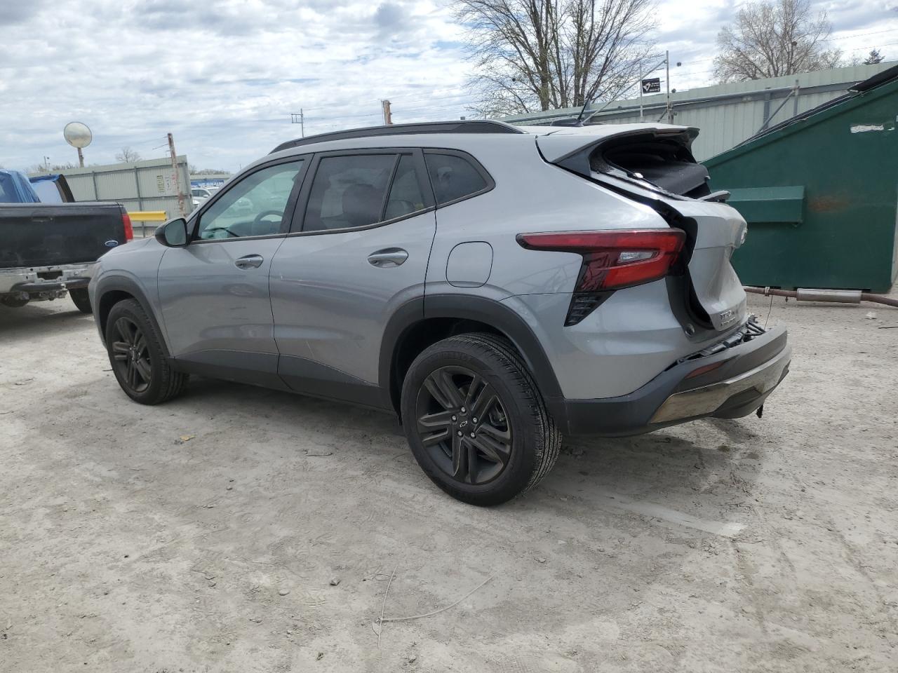 2024 Chevrolet Trax Activ - Фото 2