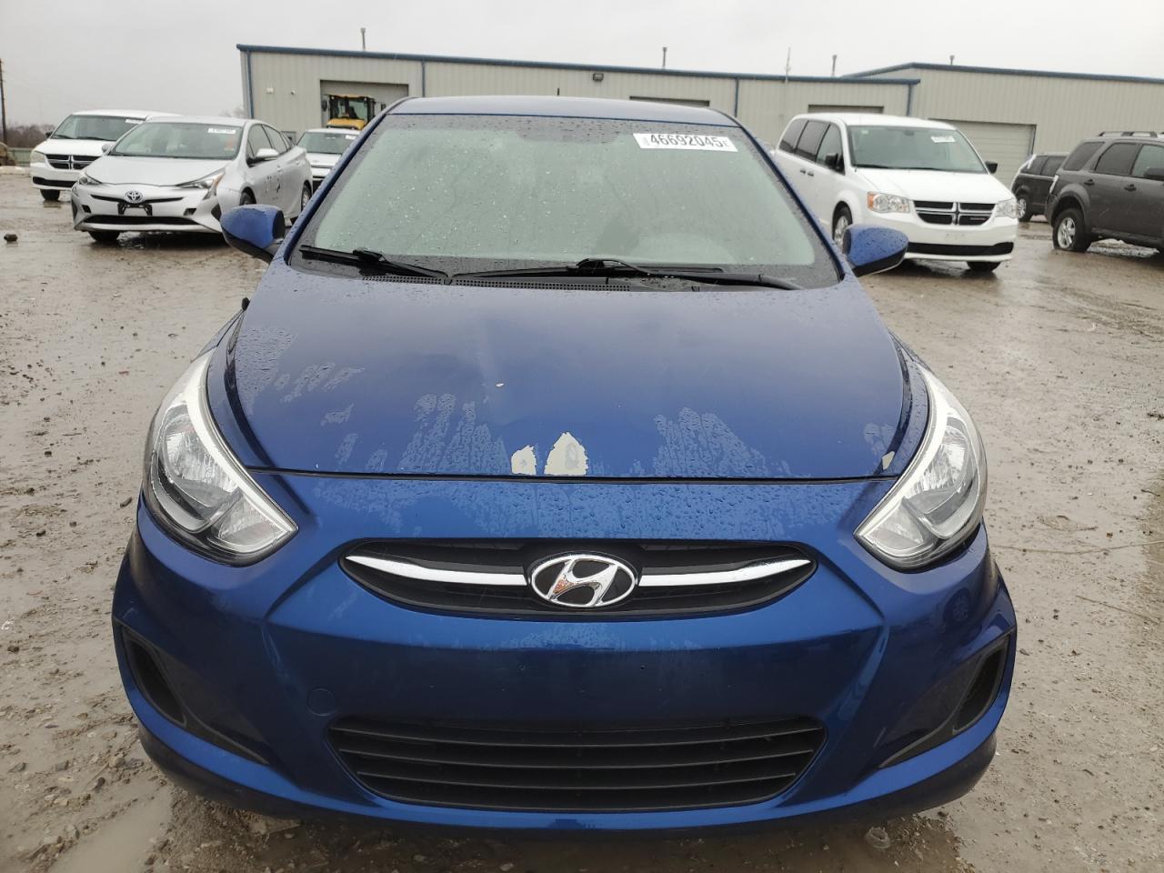 2017 Hyundai Accent Se - Фото 5