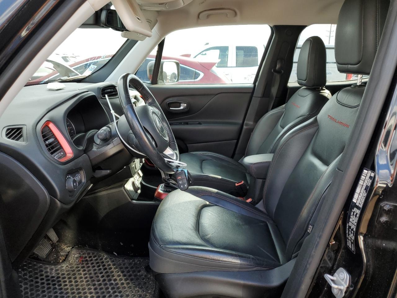 2018 Jeep Renegade Trailhawk - Image 7