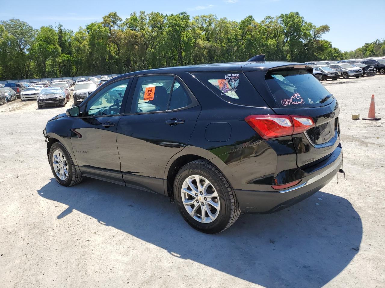 2018 Chevrolet Equinox Ls - Фото 2
