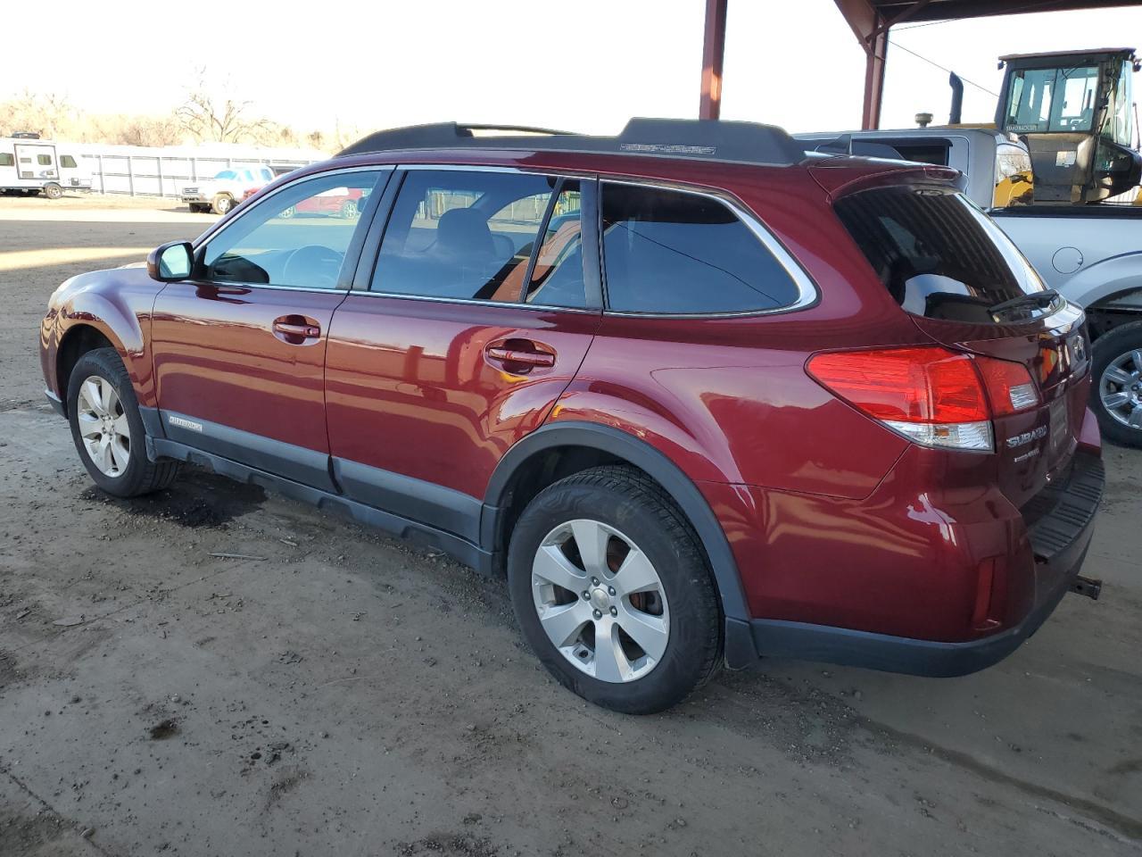 2011 Subaru Outback 2.5I Limited - Фото 2
