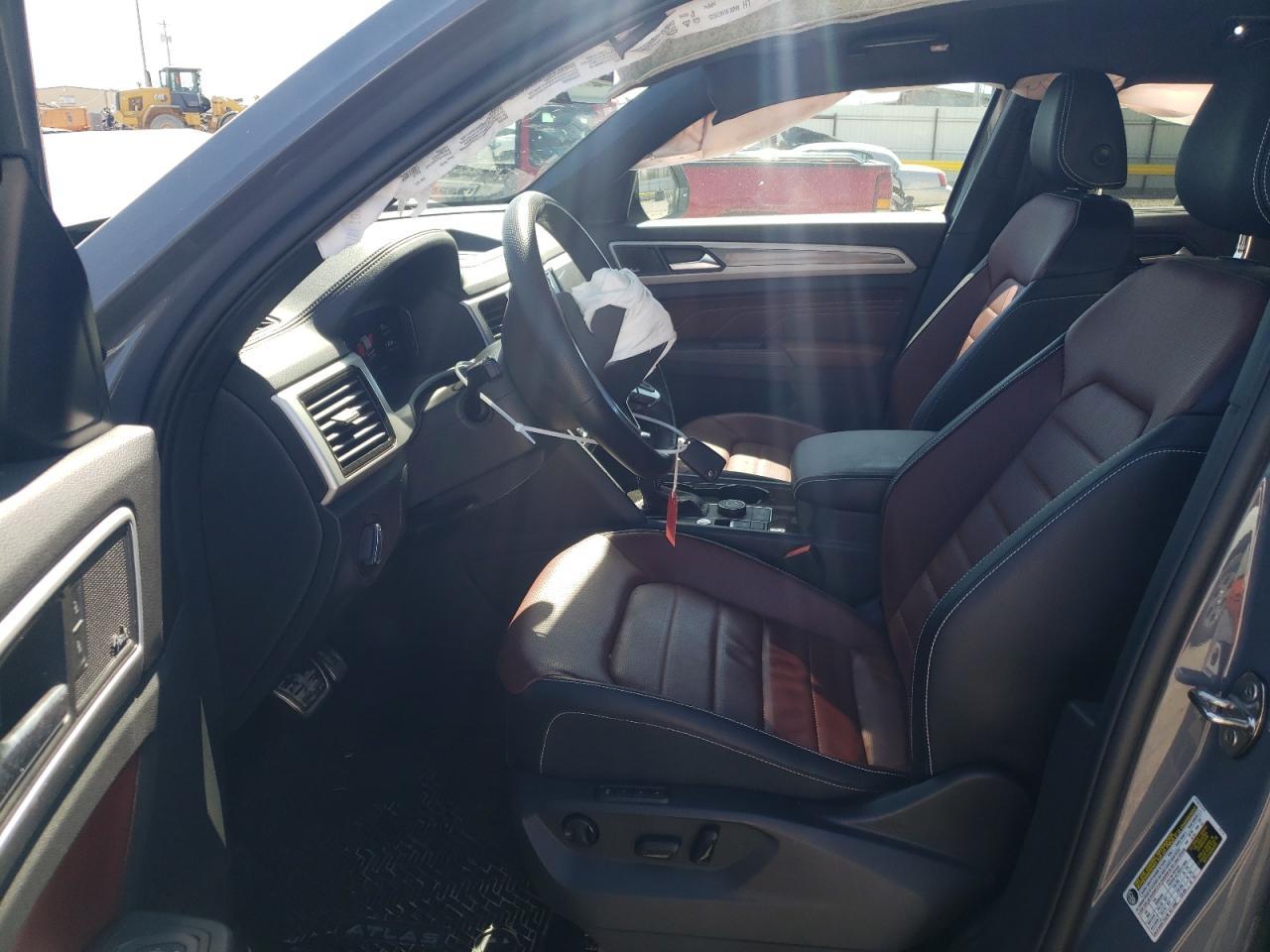 2023 Volkswagen Atlas Cross Sport Sel Premium R-Line - Image 7