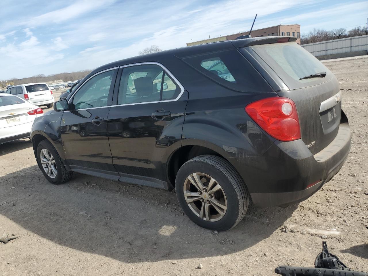2015 Chevrolet Equinox Ls - Image 2
