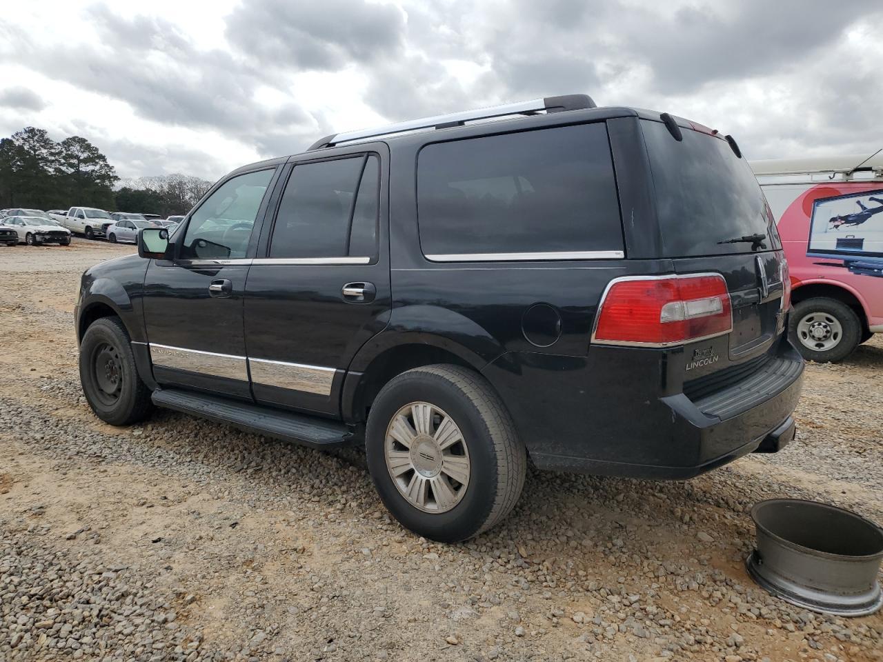 2007 Lincoln Navigator - Фото 2