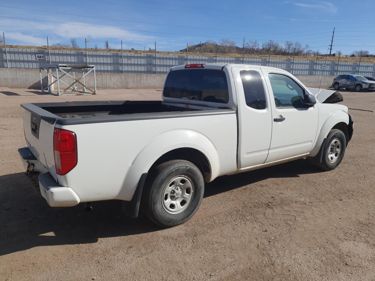 2017 Nissan Frontier S - Фото 3