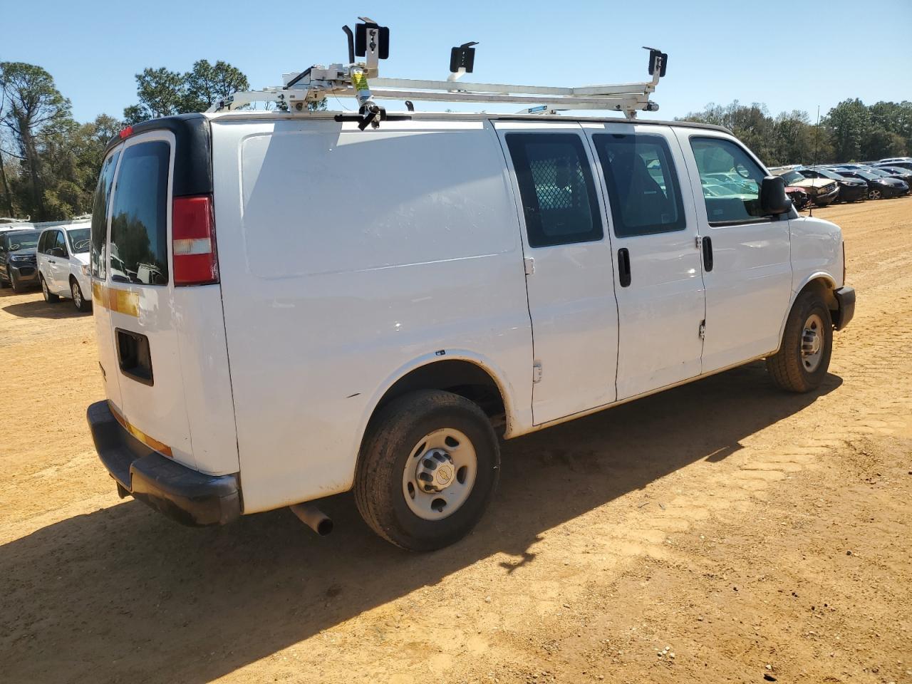2013 Chevrolet Express G2500 - Image 3