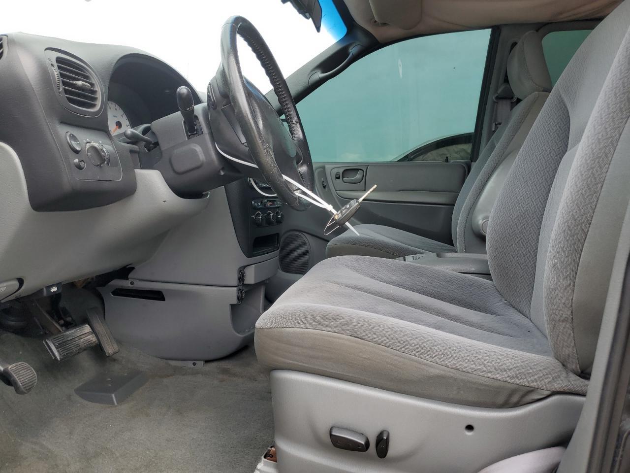 2004 Dodge Grand Caravan Sxt - Image 7