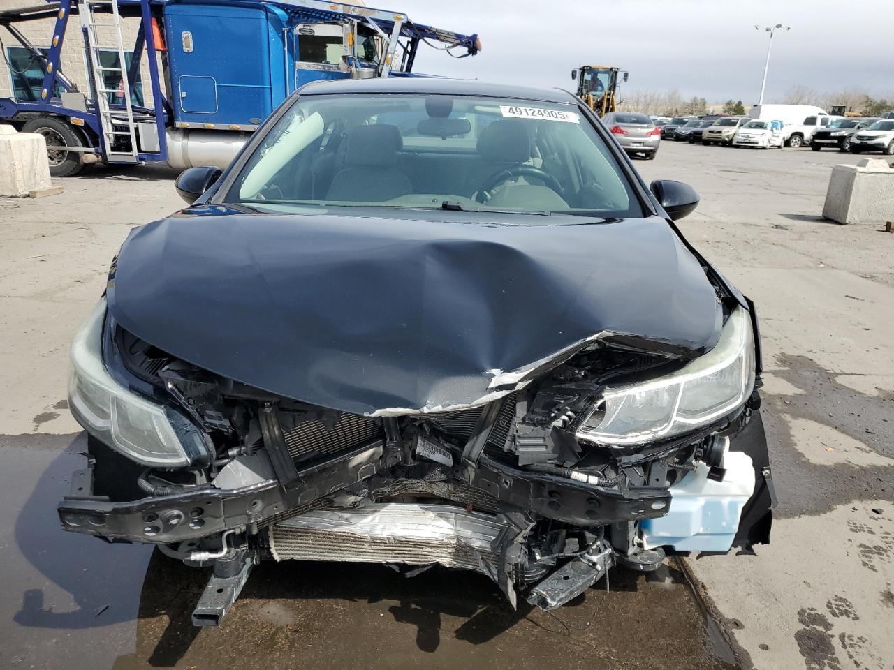 2017 Chevrolet Cruze Ls - Image 5