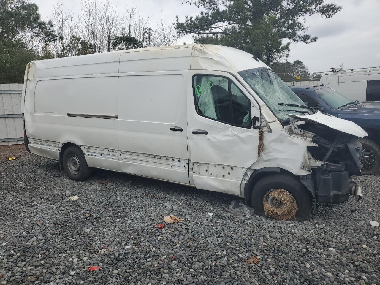 2020 Mercedes-Benz Sprinter Cargo 2500 - Image 4
