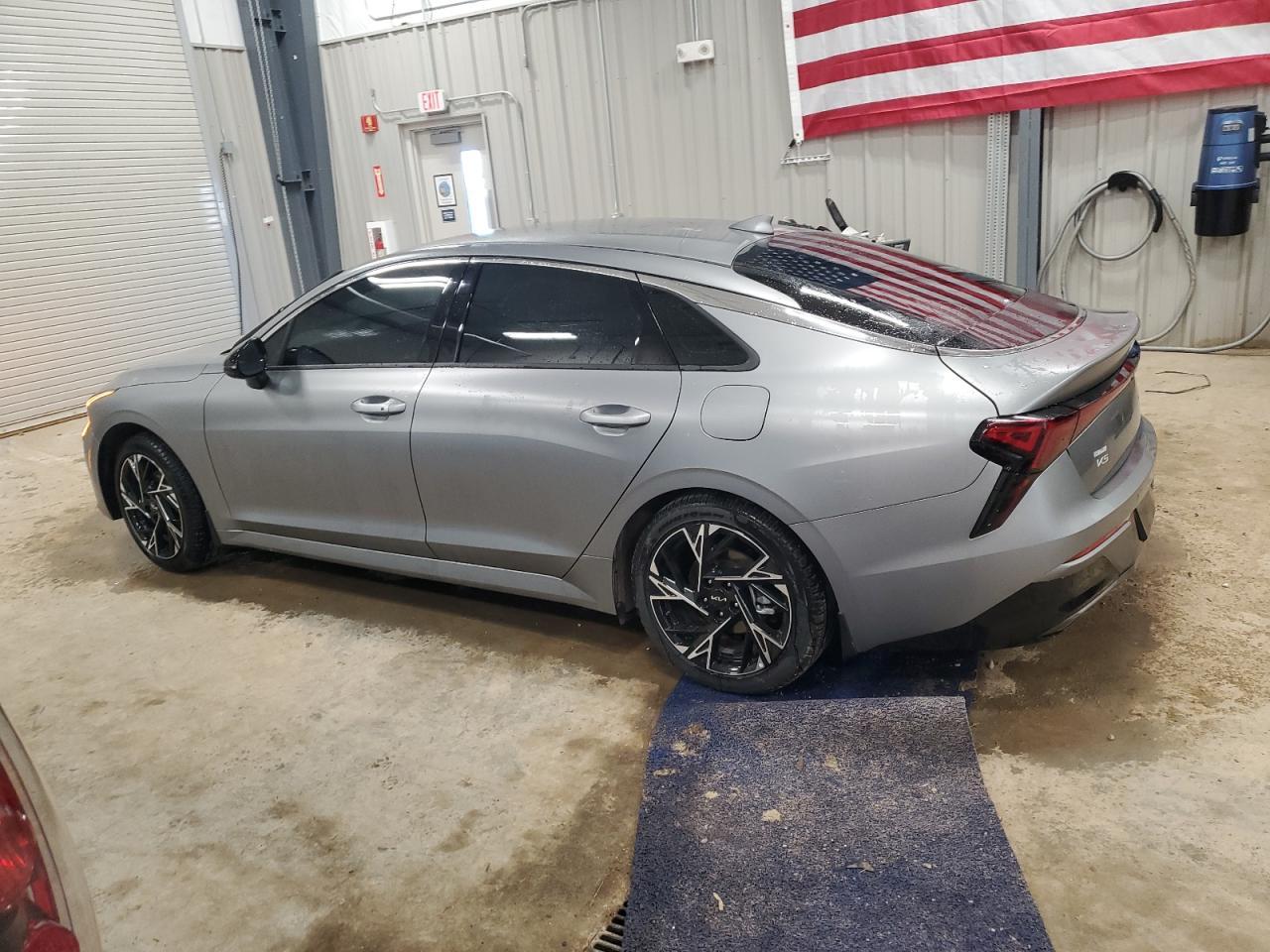 2025 Kia K5 Gt Line - Image 2