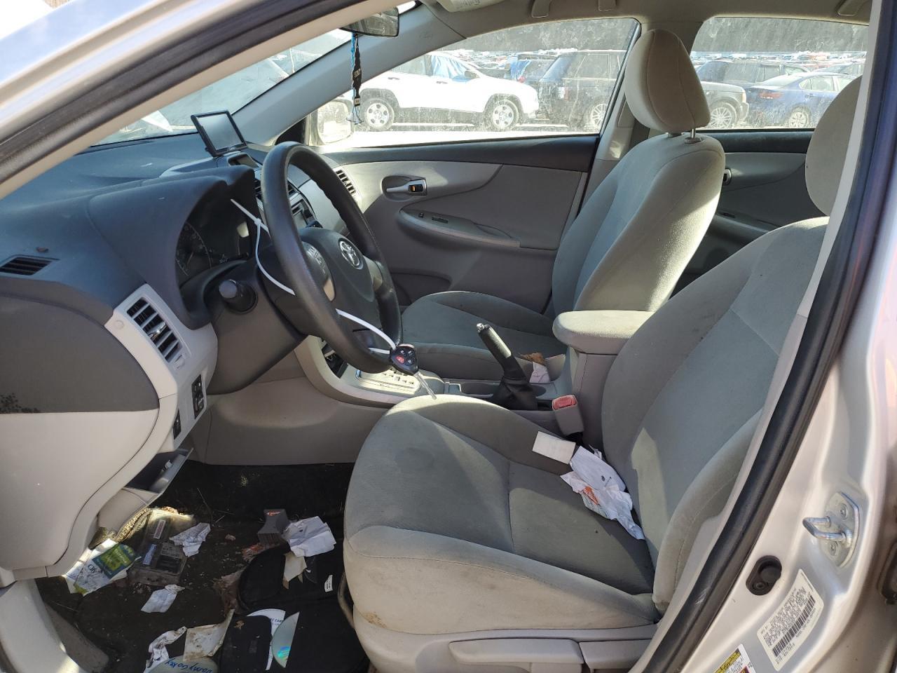 2013 Toyota Corolla Base - Image 7