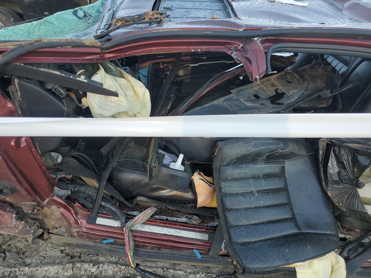 2003 Lincoln Town Car Signature - Image 7