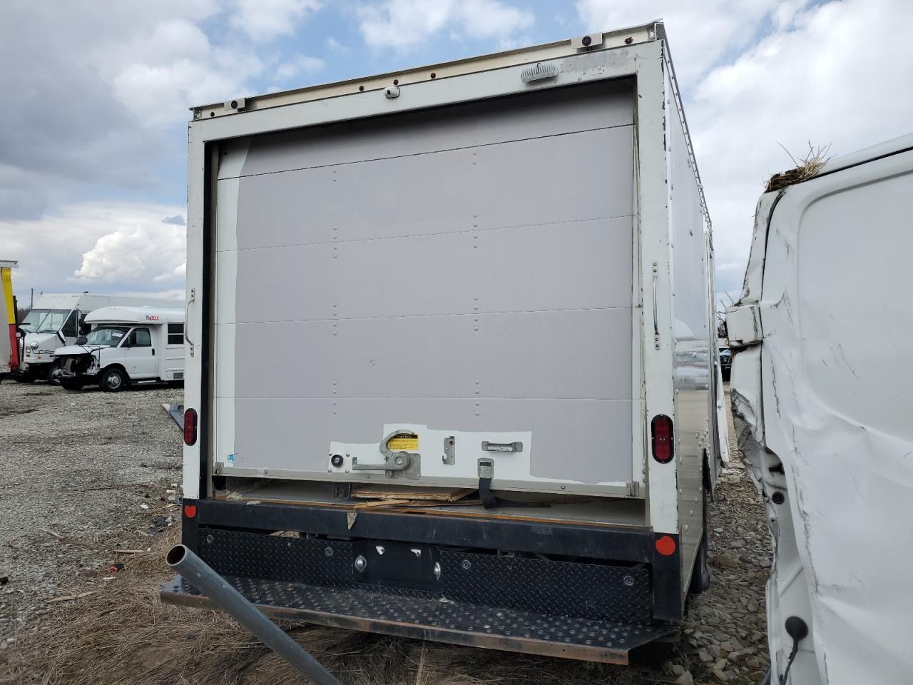 2022 Chevrolet Express G3500 - Image 3