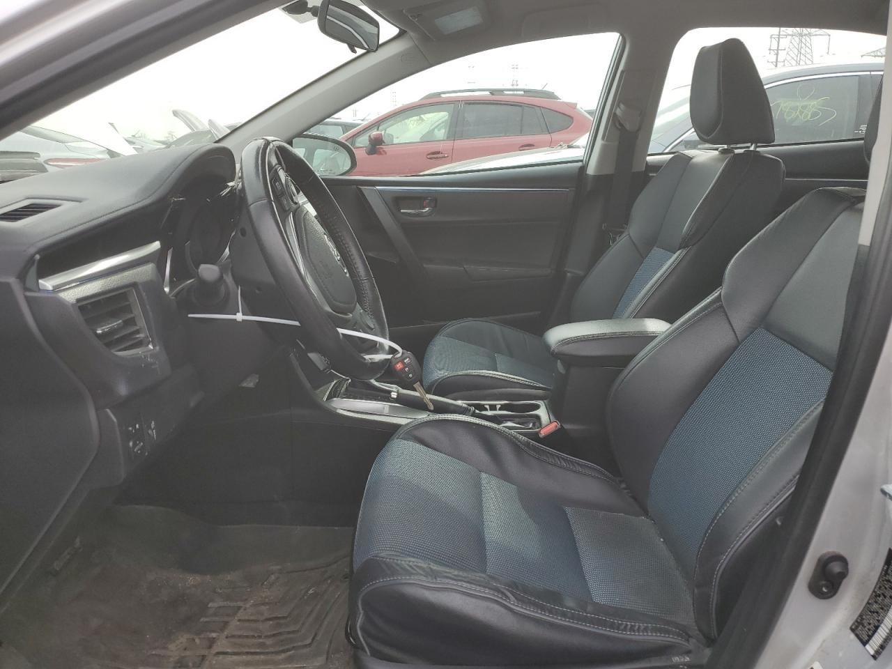 2015 Toyota Corolla L - Фото 7