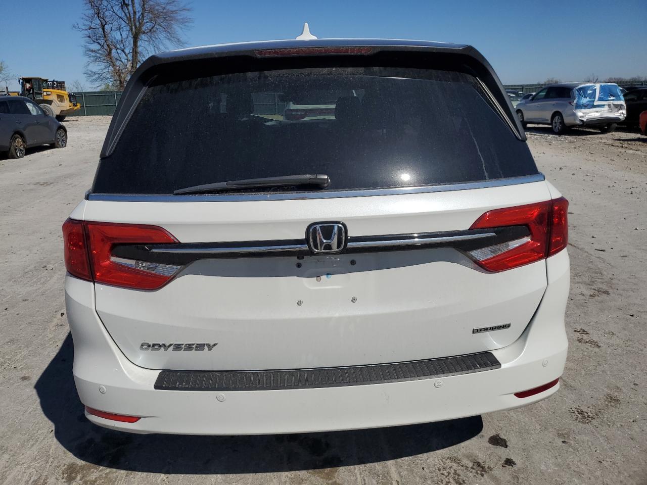2022 Honda Odyssey Touring - Image 6